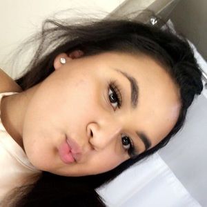 Meet your Posher, Sarahi